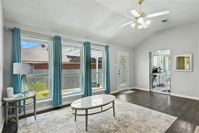 3107 Scenic Glen Drive, Mansfield, TX 76063