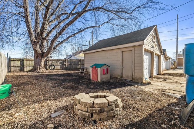 7313 38th AVENUE, Kenosha, WI 53142