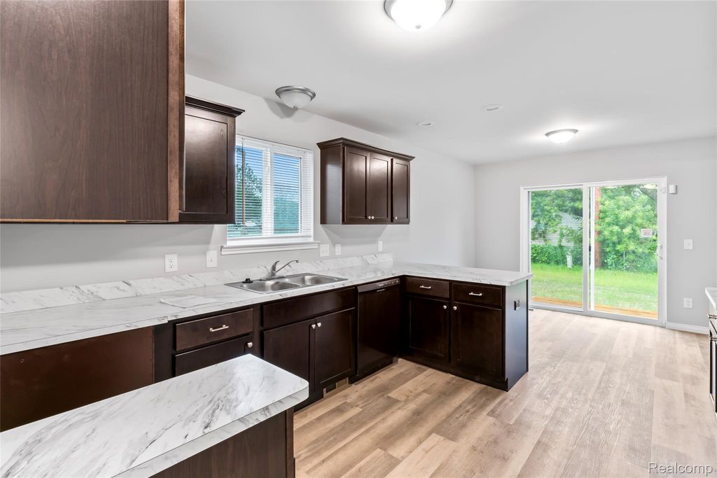 Image 14 of property listing at 23240 Bolam Avenue, Warren, MI 48089