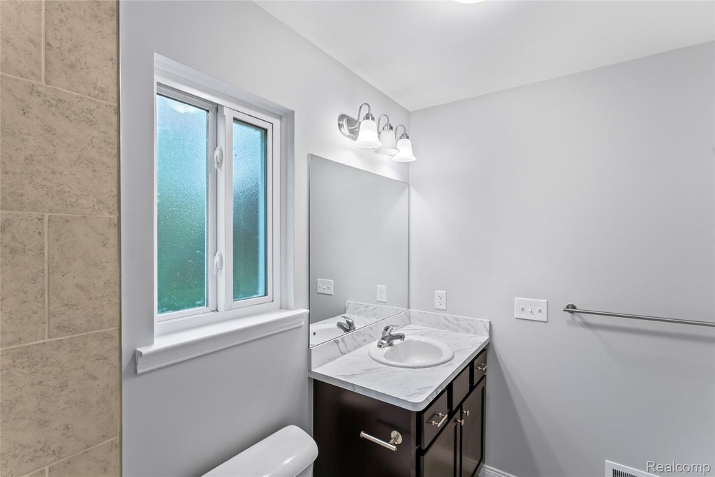 Image 23 of property listing at 23240 Bolam Avenue, Warren, MI 48089
