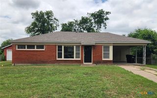 201 W Young Avenue, Temple, TX 76501