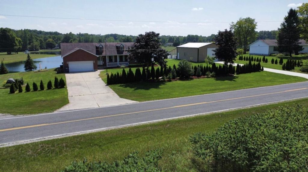 8683 E Hawley Road, Hesperia, MI 49421