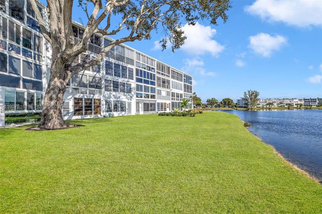 1116 E Cambridge E 1116, Deerfield Beach, FL 33442