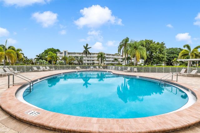 1116 E Cambridge E 1116, Deerfield Beach, FL 33442
