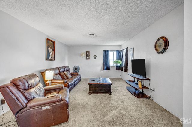 3501 Argent Street, Bakersfield, CA 93304