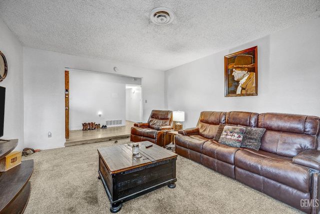 3501 Argent Street, Bakersfield, CA 93304