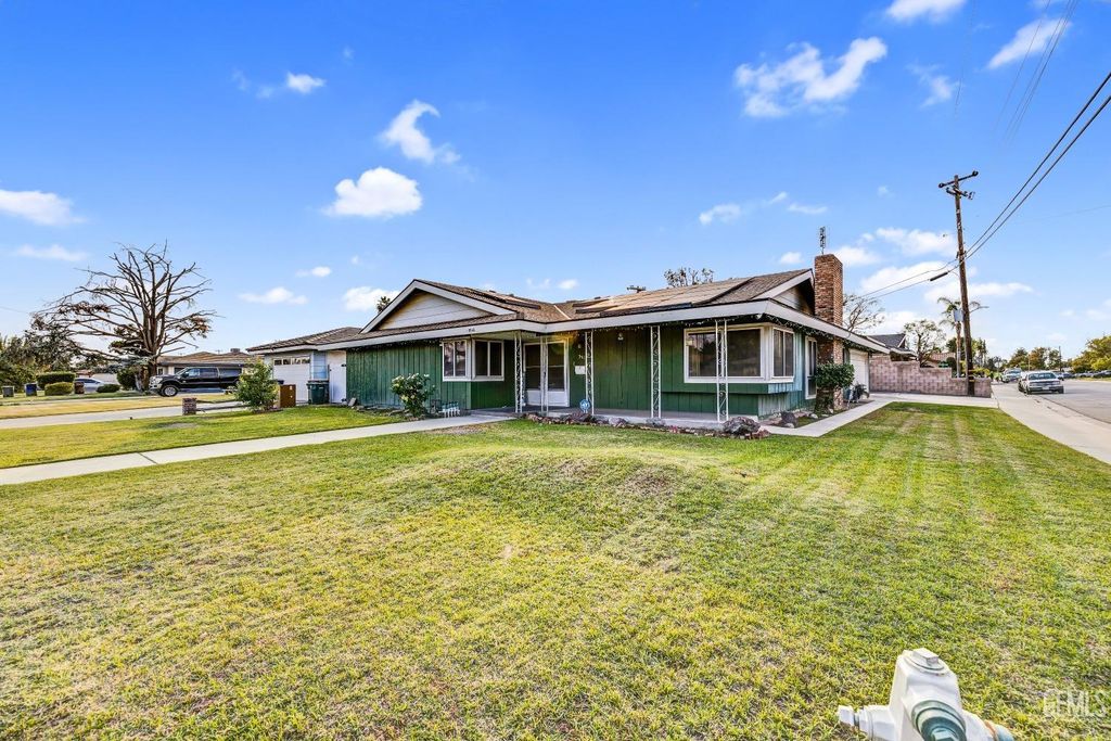3501 Argent Street, Bakersfield, CA 93304