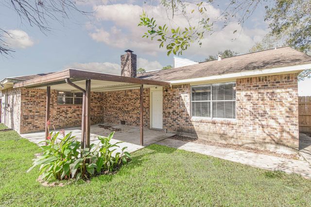 1102 Newport Boulevard, League City, TX 77573