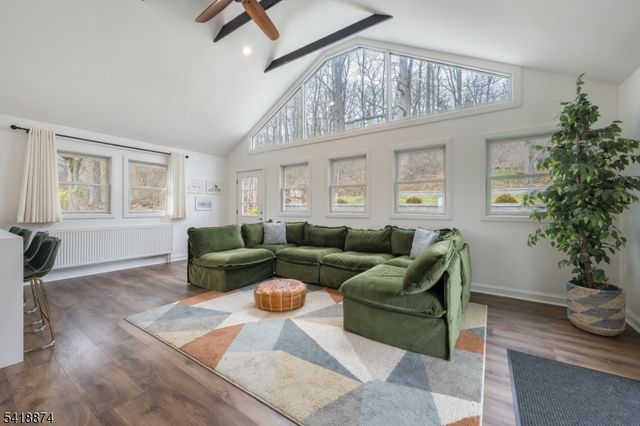 224 Gates Ave, Long Hill Twp., NJ 07933