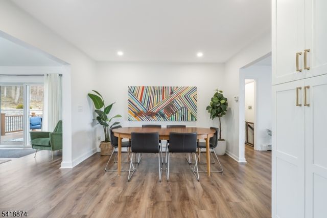 224 Gates Ave, Long Hill Twp., NJ 07933