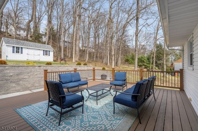 224 Gates Ave, Long Hill Twp., NJ 07933