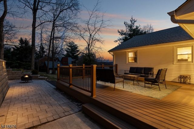 224 Gates Ave, Long Hill Twp., NJ 07933