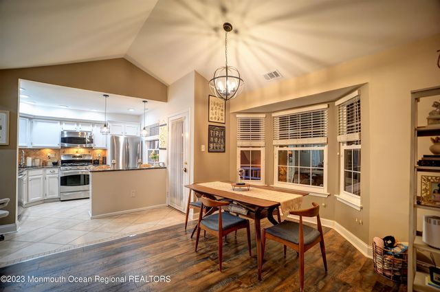 88 Wycombe Place, Franklin Twp, NJ 08873