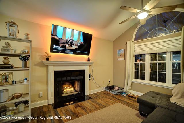 88 Wycombe Place, Franklin Twp, NJ 08873