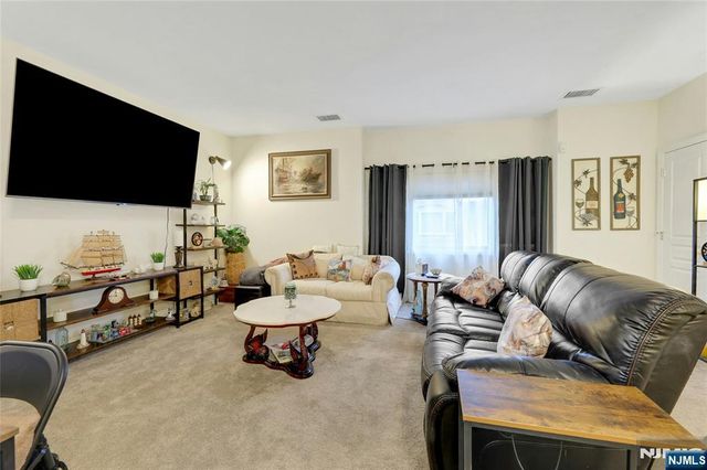 520 Victor Street 8, Saddle Brook, NJ 07663