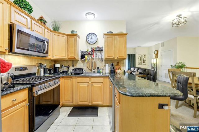 520 Victor Street 8, Saddle Brook, NJ 07663