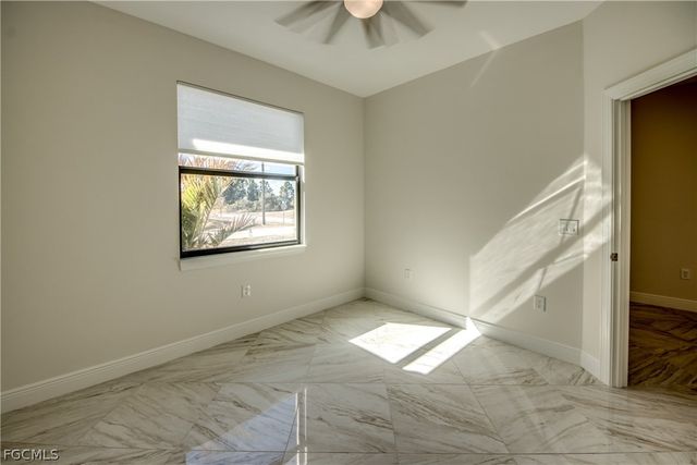 2512 48th ST W, Lehigh Acres, FL 33971