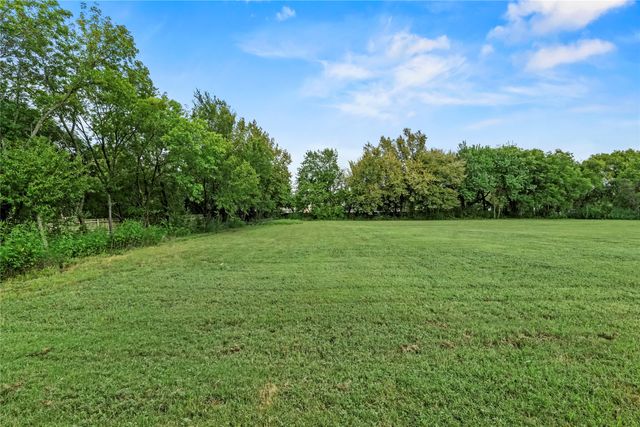 604 Peggs Street, Desoto, TX 75115