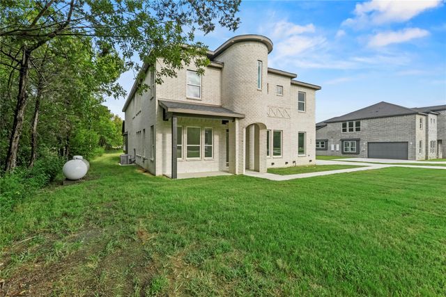 604 Peggs Street, Desoto, TX 75115
