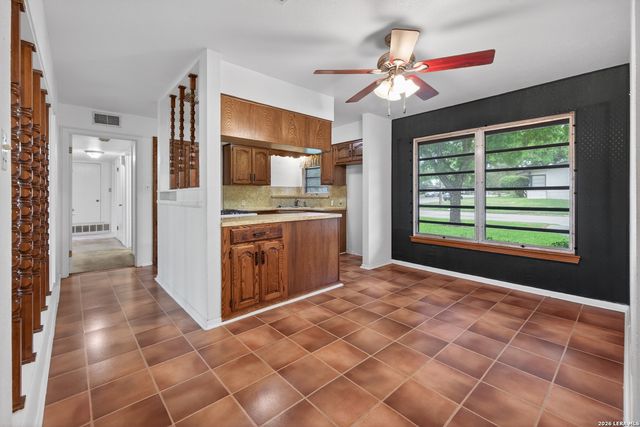 7702 Mertz, San Antonio, TX 78216