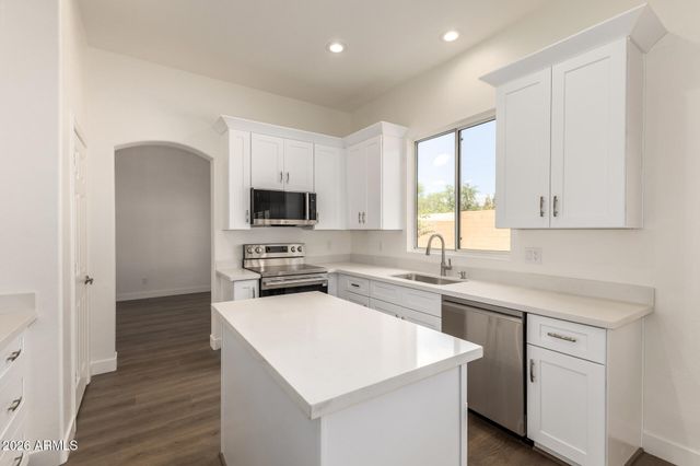 2660 W MEGAN Street, Chandler, AZ 85224