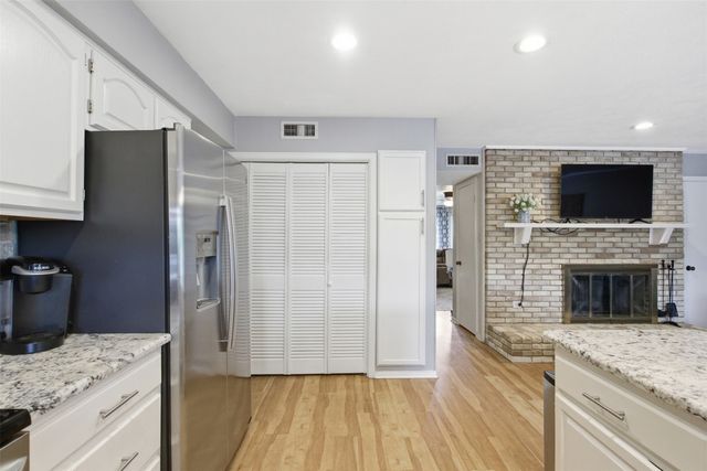 5852 Marina Drive 21, Garland, TX 75043