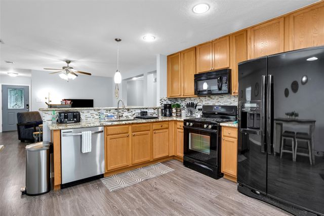 3015 Beacon Grove Street, Spring, TX 77389