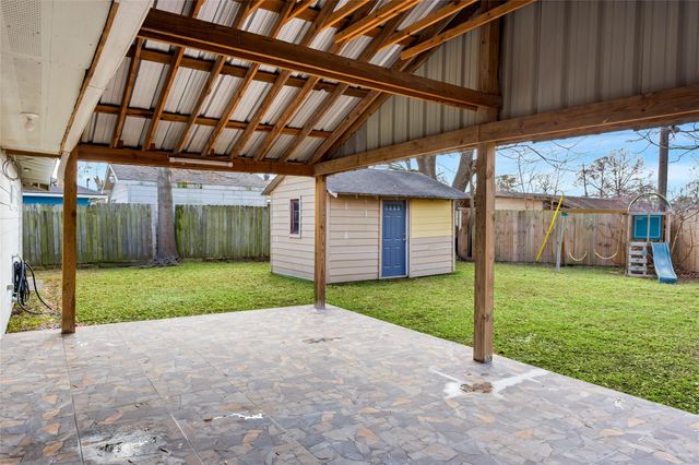 2108 Basket Street, Pasadena, TX 77502