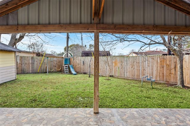 2108 Basket Street, Pasadena, TX 77502