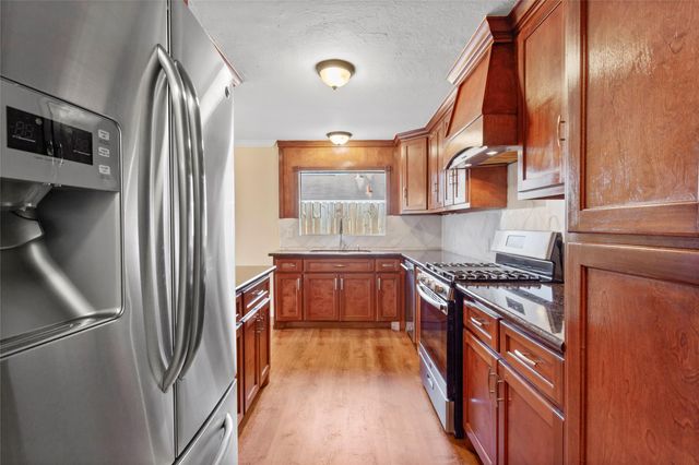 2108 Basket Street, Pasadena, TX 77502