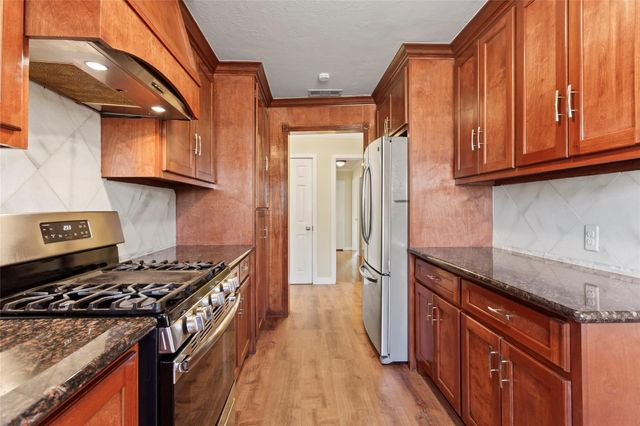 2108 Basket Street, Pasadena, TX 77502