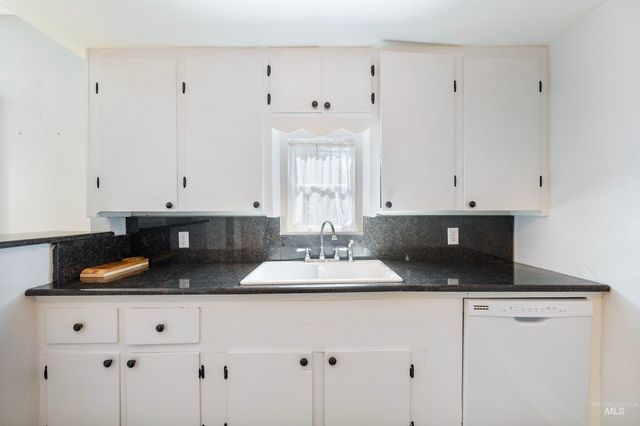 1805 3rd Street S, Nampa, ID 83651