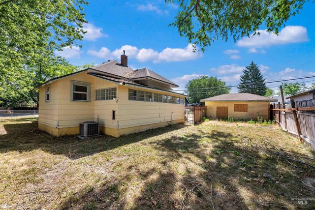 1805 3rd Street S, Nampa, ID 83651