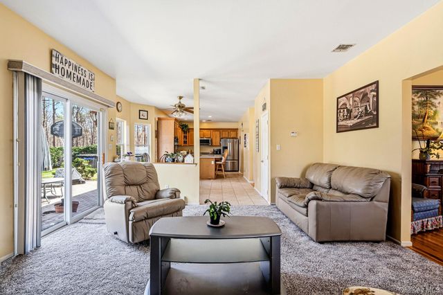 20 Ricky Road, Manorville, NY 11949