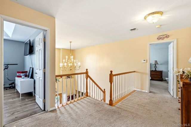 20 Ricky Road, Manorville, NY 11949