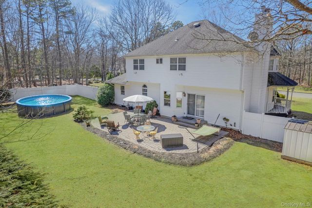 20 Ricky Road, Manorville, NY 11949