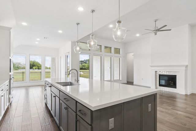 4905 Mulberry Shrubs Lane, Manvel, TX 77578