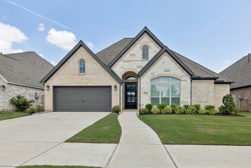 4905 Mulberry Shrubs Lane, Manvel, TX 77578