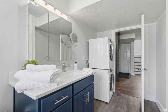 3340 N 700 E, North Ogden, UT 84414