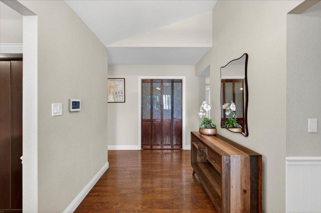 3132 W Alluvial Avenue, Fresno, CA 93711