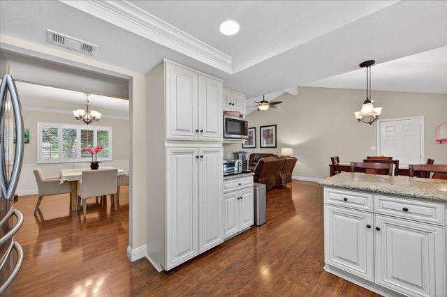 3132 W Alluvial Avenue, Fresno, CA 93711