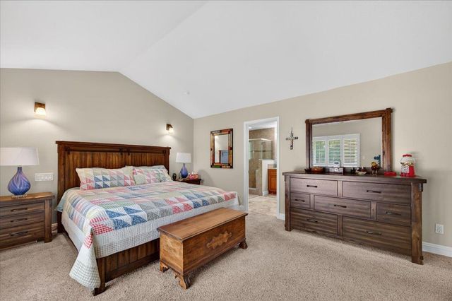 3132 W Alluvial Avenue, Fresno, CA 93711