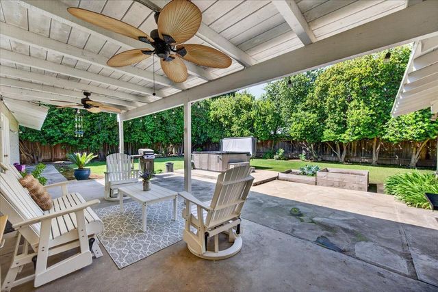 3132 W Alluvial Avenue, Fresno, CA 93711