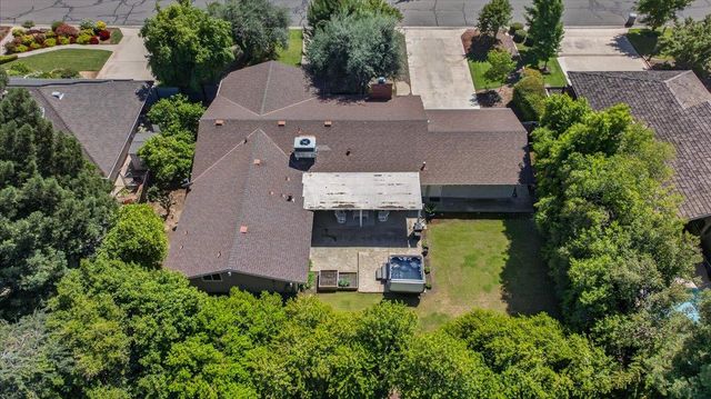 3132 W Alluvial Avenue, Fresno, CA 93711