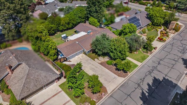 3132 W Alluvial Avenue, Fresno, CA 93711