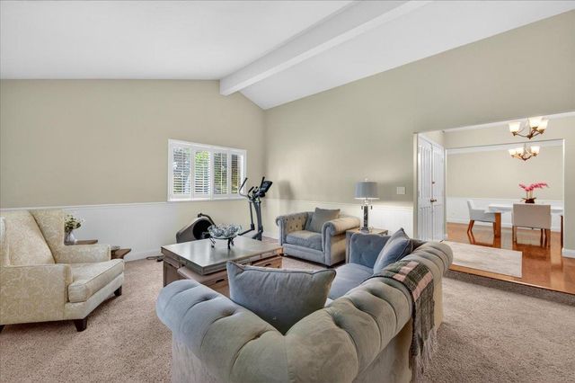 3132 W Alluvial Avenue, Fresno, CA 93711