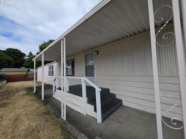 3909 E FOURTH PLAIN Blvd 11, Vancouver, WA 98661