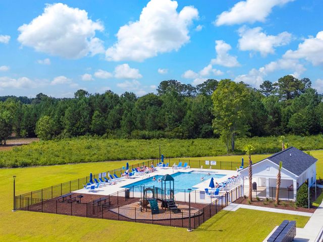 420 Sea Breeze Way, Longs, SC 29568