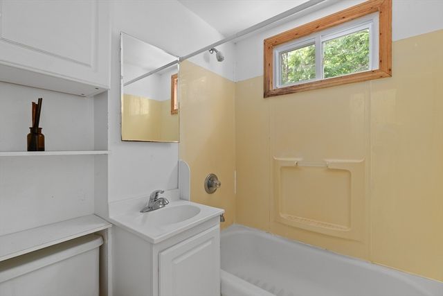 48 Purity Springs Rd, Burlington, MA 01803
