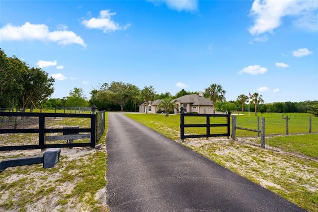 6739 SE 67TH COURT, Trenton, FL 32693